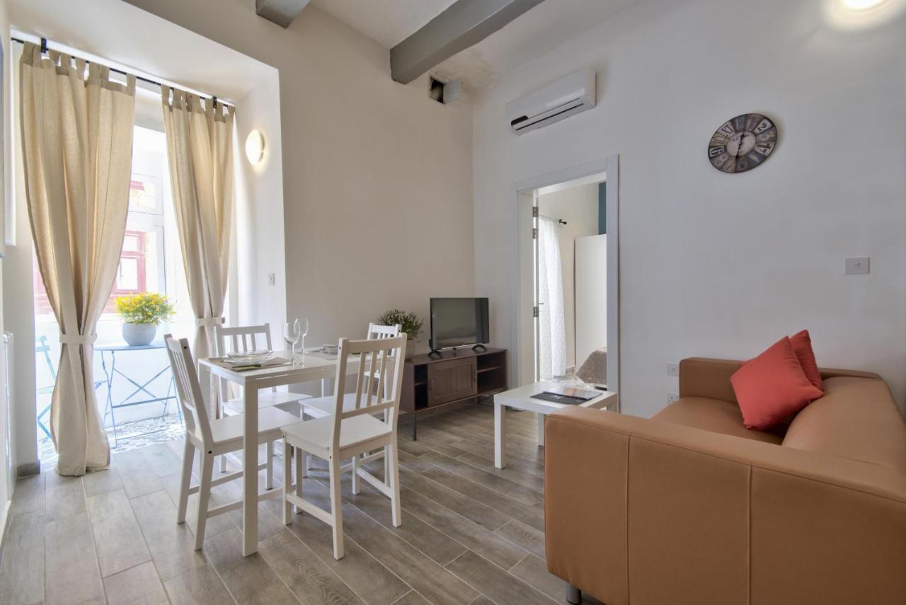 Borgo Apartments 1 & 2 Bedroom Self-Catering Units In Central La Valletta Esterno foto