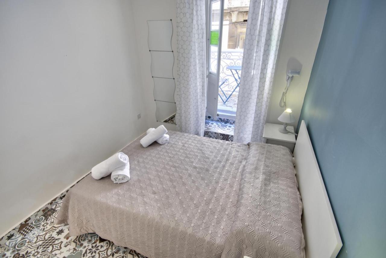 Borgo Apartments 1 & 2 Bedroom Self-Catering Units In Central La Valletta Esterno foto