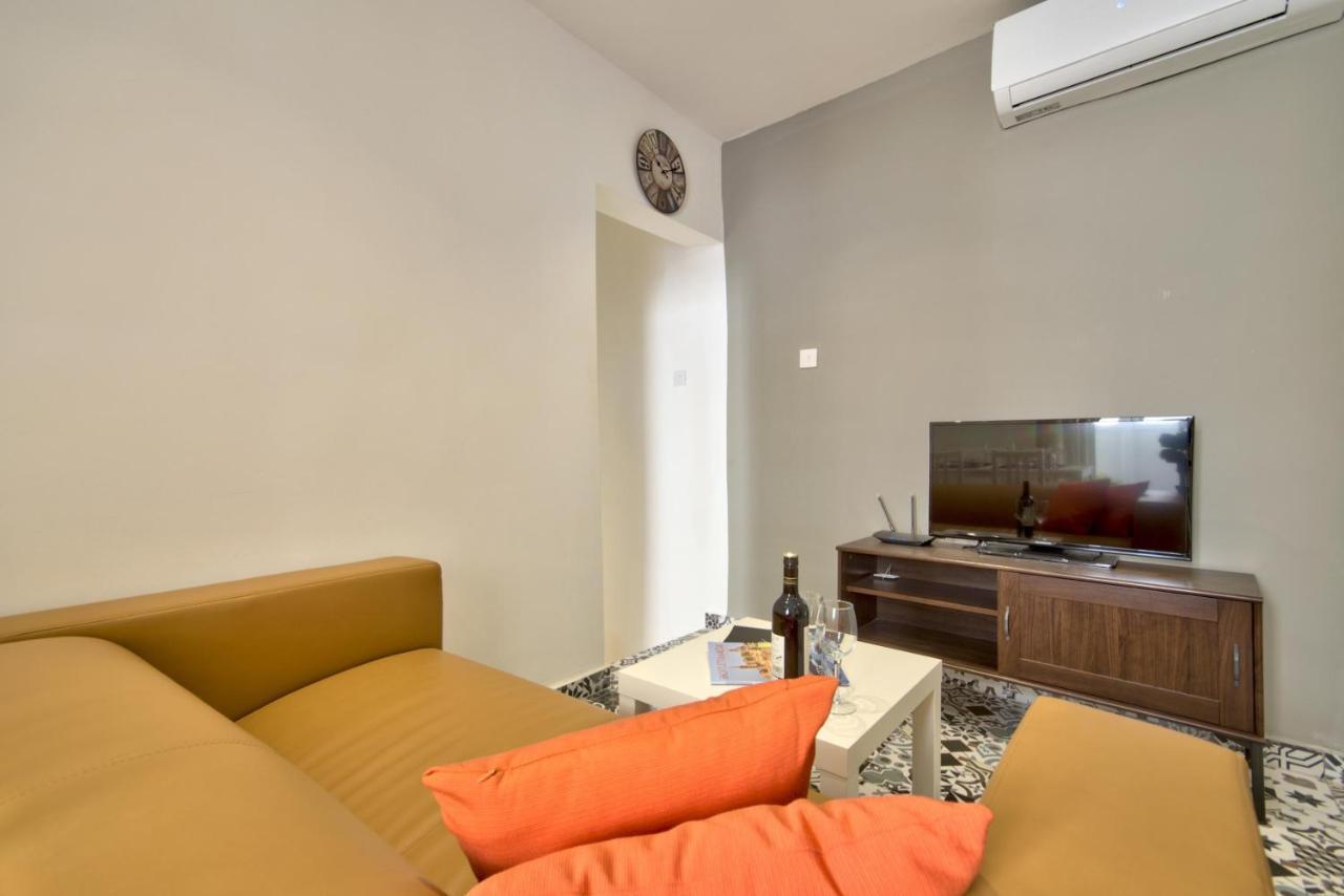 Borgo Apartments 1 & 2 Bedroom Self-Catering Units In Central La Valletta Esterno foto