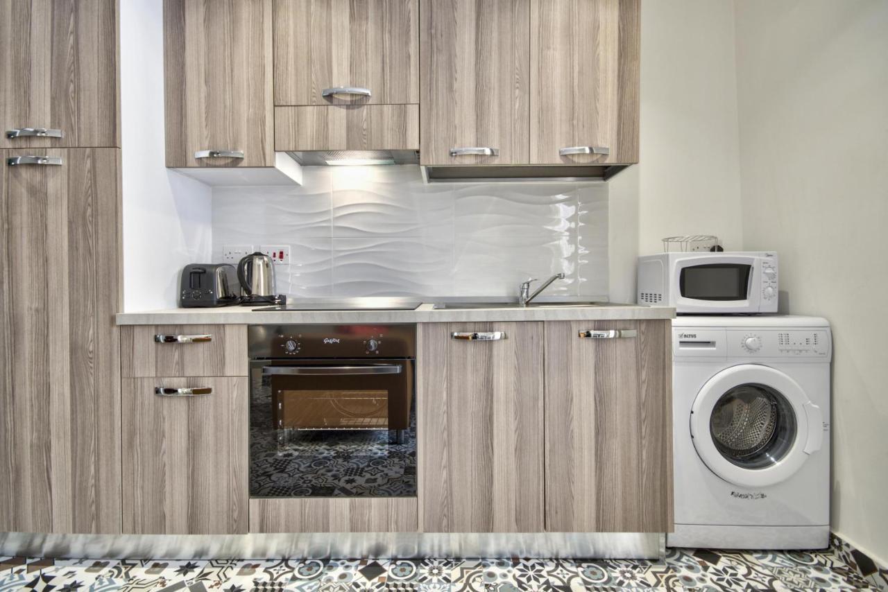 Borgo Apartments 1 & 2 Bedroom Self-Catering Units In Central La Valletta Esterno foto