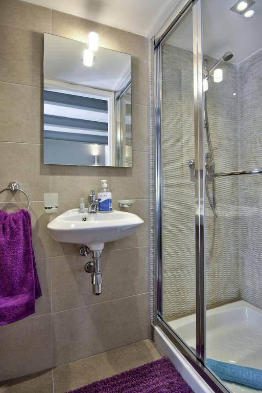 Borgo Apartments 1 & 2 Bedroom Self-Catering Units In Central La Valletta Esterno foto