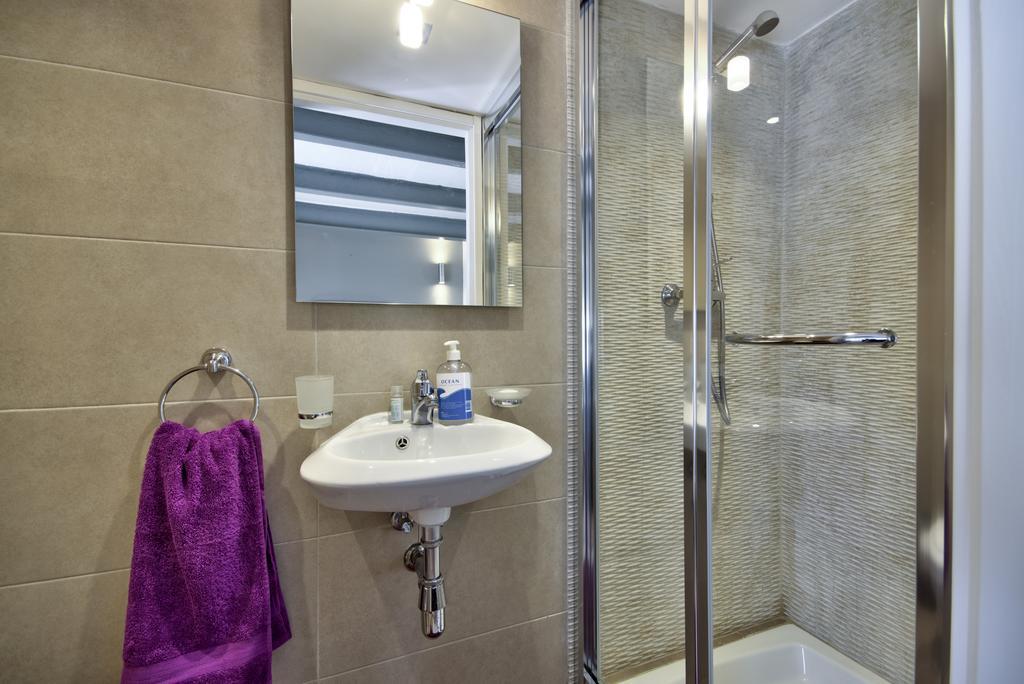 Borgo Apartments 1 & 2 Bedroom Self-Catering Units In Central La Valletta Esterno foto